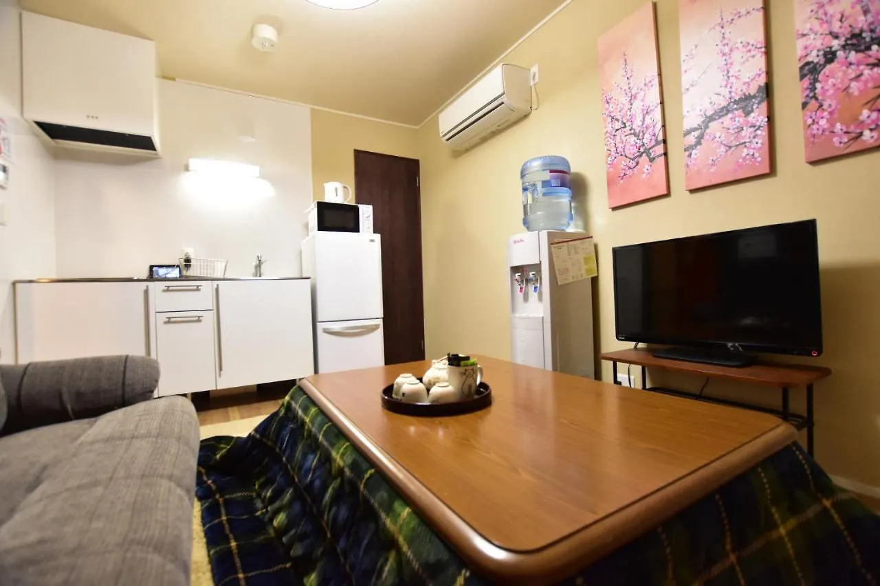Kamogawa Nanajo Villa Kyoto 0*,  Japan