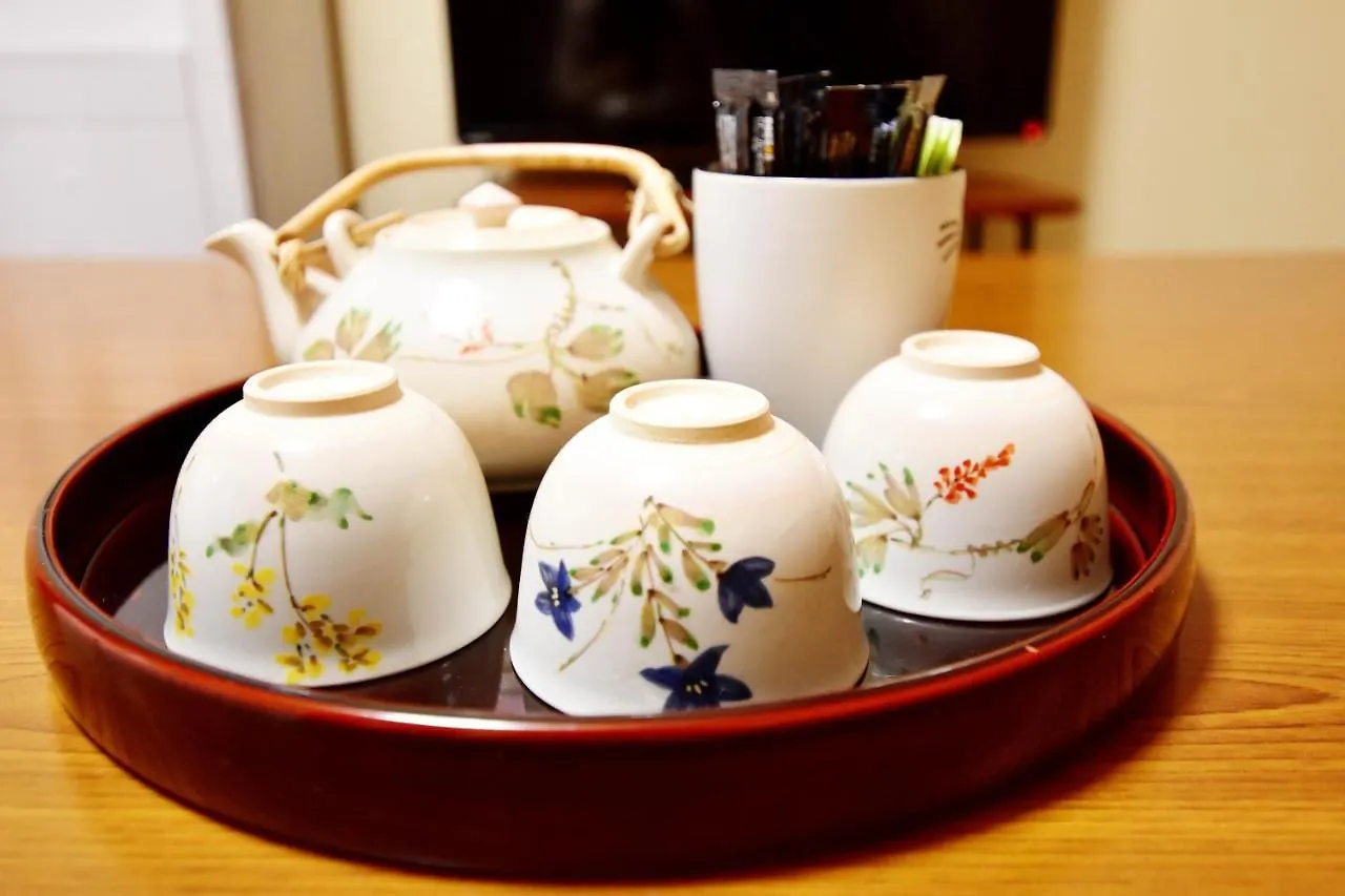 Kamogawa Nanajo Villa Kyoto 0*,